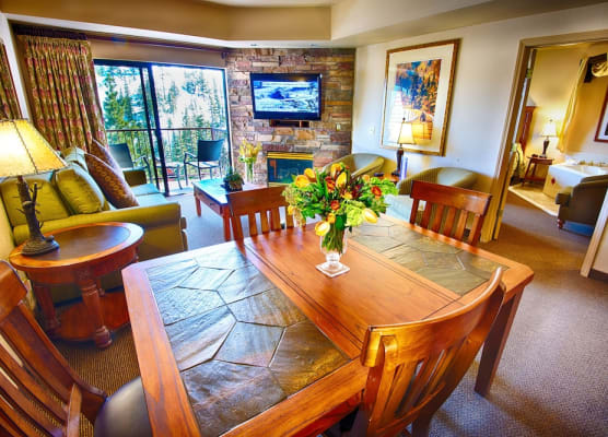 Ridge Pointe 1