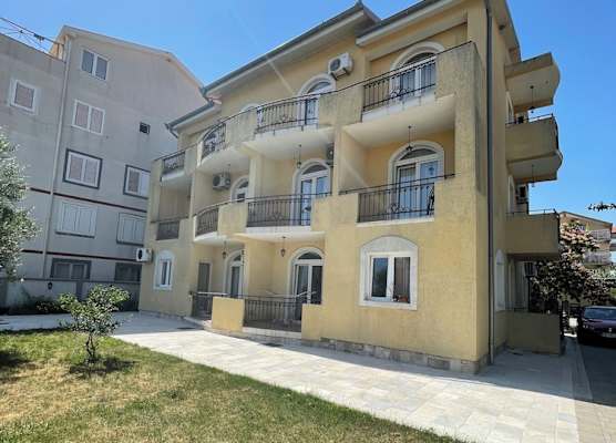 Luna Apartments 1