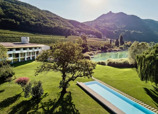 Seehotel Ambach 1