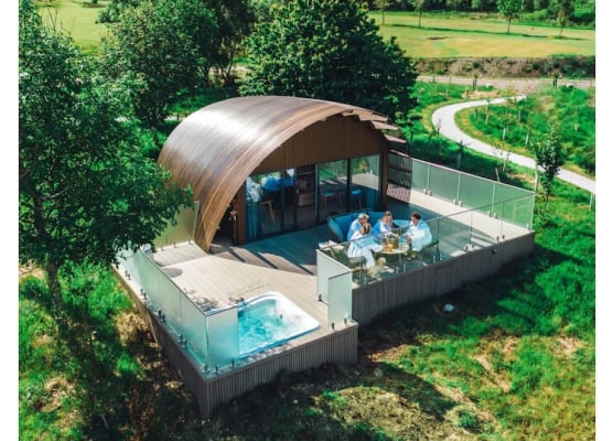 SeaBeds - Luxury Lookouts with Hot Tubs 1