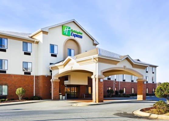 Holiday Inn Express FOREST CITY by IHG 1