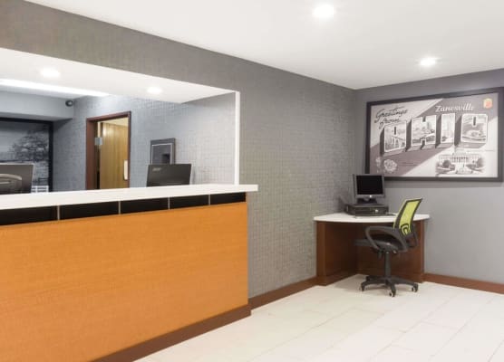 Super 8 by Wyndham Zanesville 1