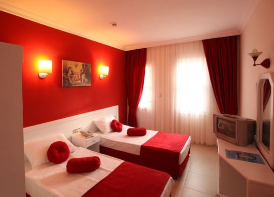 Destina Hotel 1