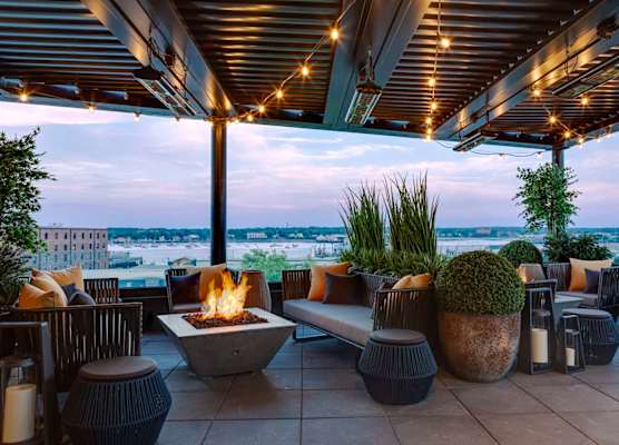 Canopy By Hilton Portland Waterfront 1