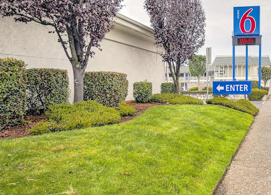 Motel 6-Coos Bay, OR 1