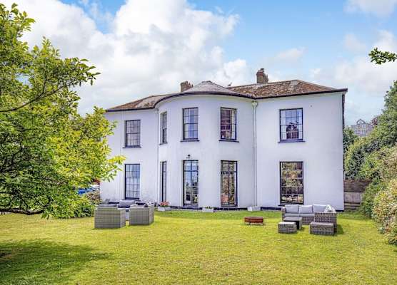 Laston House 1