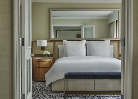 Four Seasons Chicago 1