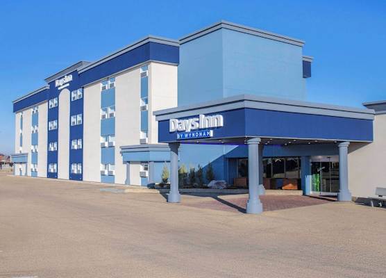 Days Inn & Conference Centre by Wyndham Camrose Norsemen 1