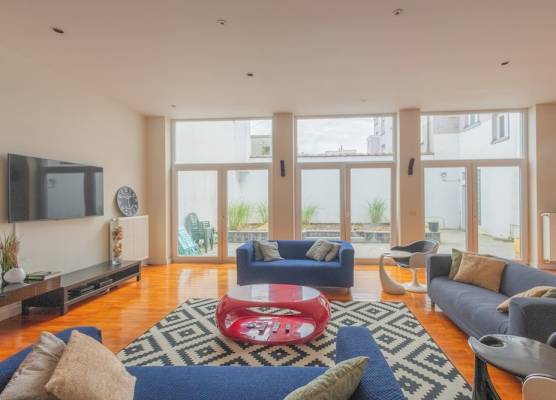 Chambres Cosy dans Une Grande maison 1