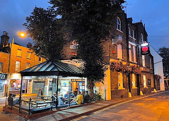 The Red Cow - Guest House 1