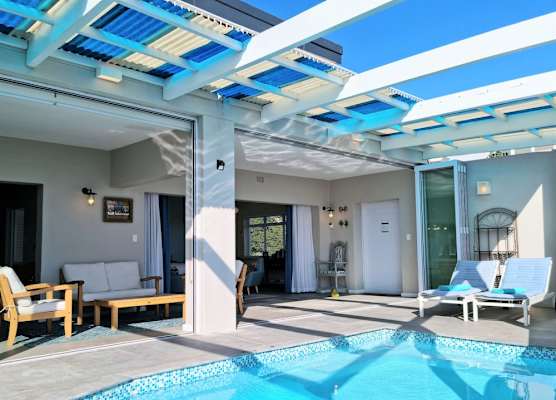 Die Badhuis, for Fabulous living! Sleeps 4, Private pool 1