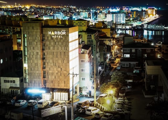 Harbor Hotel 1