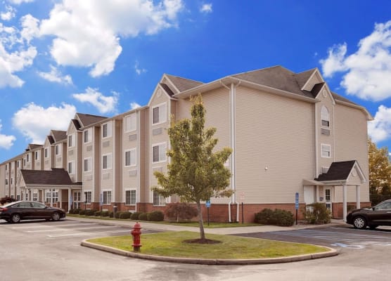 Microtel Inn & Suites by Wyndham Middletown 1