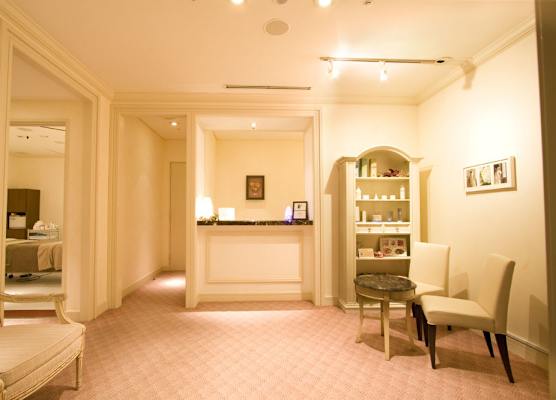 Yokohama Royal Park Hotel 1