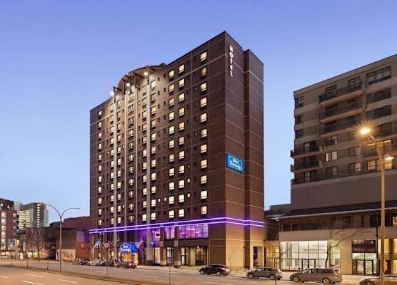 Travelodge by Wyndham Montreal Centre 1