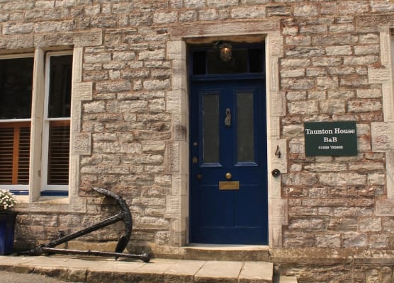 Taunton House B&B 1