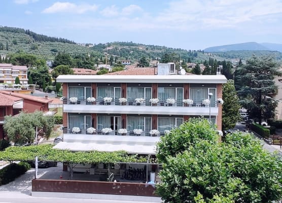 Hotel Benaco Garda ***S 1