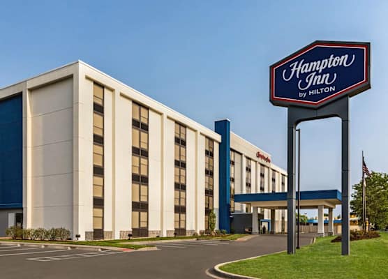 Hampton Inn Chicago-O'Hare International Airport 1