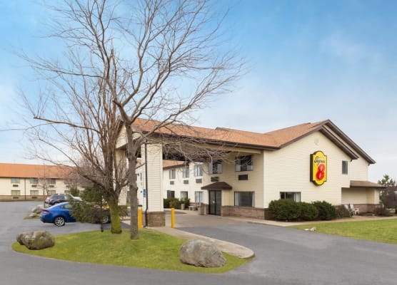 Super 8 by Wyndham Hebron Lowell Area 1