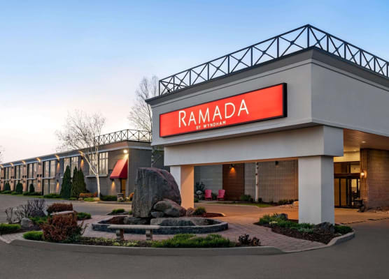 Ramada by Wyndham Cornwall 1