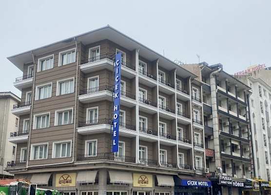 Grand Milan Hotel 1