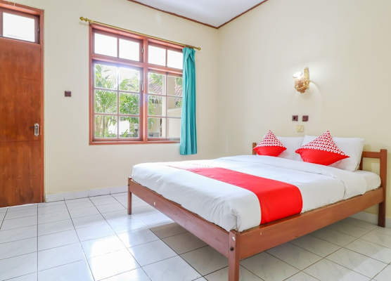 Super OYO 1654 Maha Bharata Kuta Inn 1