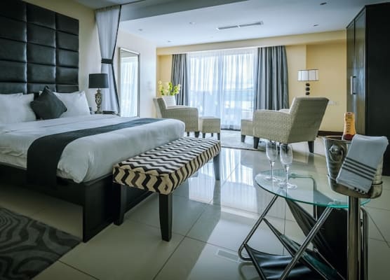 Acacia Premier Hotel 1