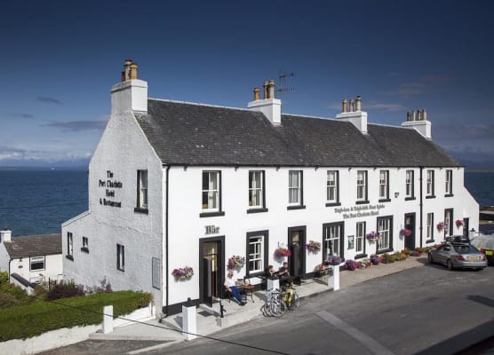 Port Charlotte Hotel 1