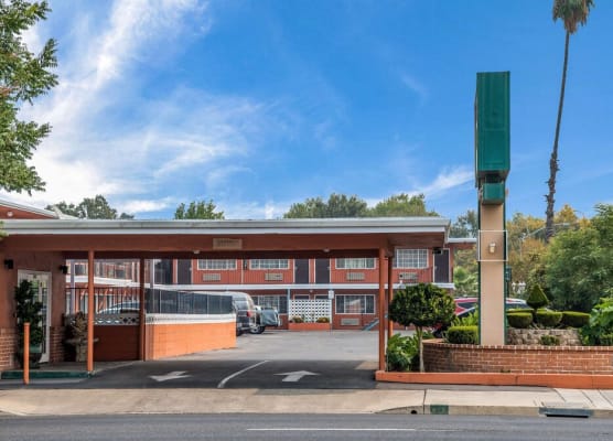 Rodeway Inn Modesto near Downtown 1