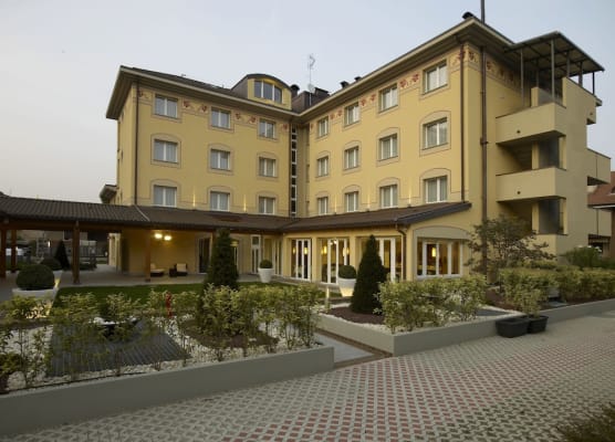 Virginia Palace Hotel 1