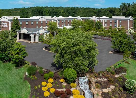 Hampton Inn & Suites Hartford/Farmington 1