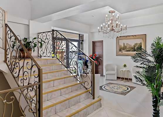 Lina Hotel 1