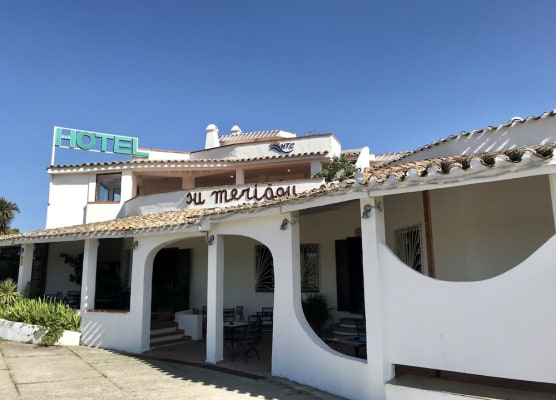 Hotel Su Meriagu 1