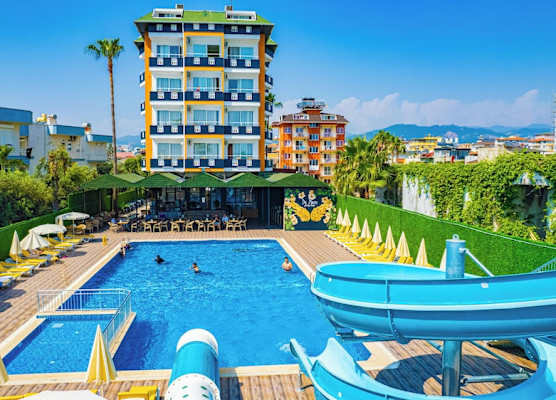 DE MARE FAMILY Hotel 1