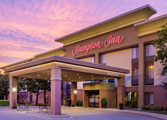 Hampton Inn Eau Claire 1