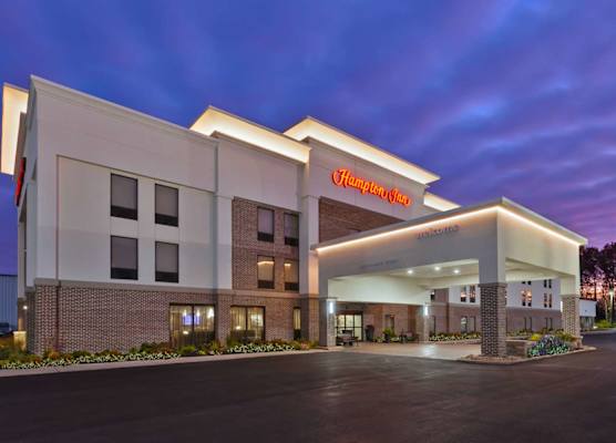 Hampton Inn Marysville 1