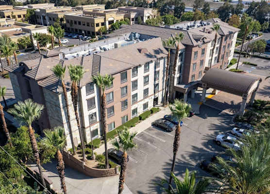 Country Inn & Suites by Radisson, Ontario at Ontario Mills, CA 1