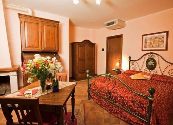 Antica Locanda Della Via Francigena 1