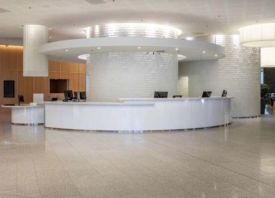 Hilton Helsinki Airport 1