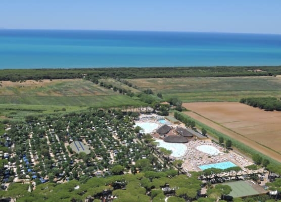 hu Park Albatros village 1