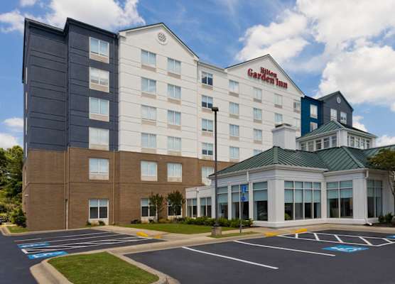 Hilton Garden Inn Birmingham/Lakeshore Drive 1