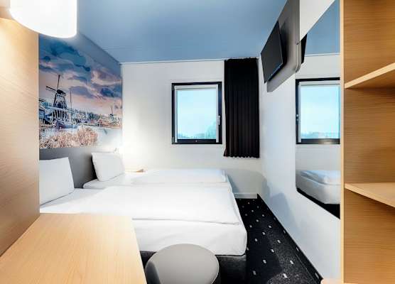B&B Hotel Amsterdam-Zaandam 1