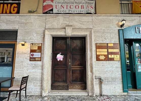 Affittacamere THE SHUTTLE - al porto - fortezza - vicino Prefettura 1