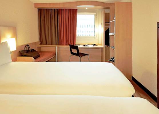 Ibis Gloucester 1