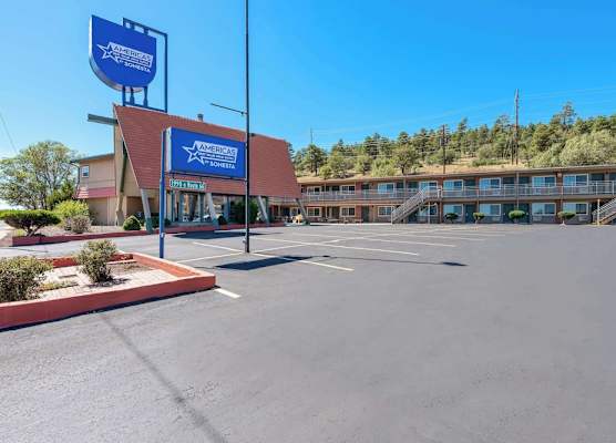 Americas Best Value Inn and Suites Flagstaff 1