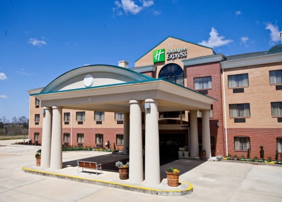 Holiday Inn Express CLANTON by IHG 1