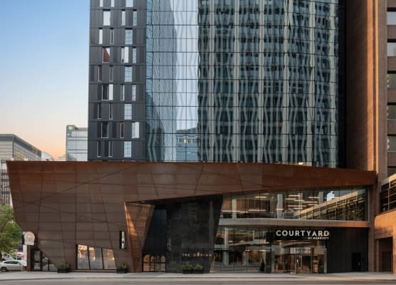 Courtyard by Marriott Calgary Downtown 1