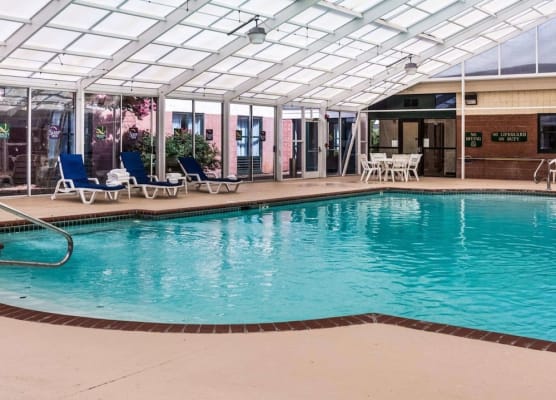 Quality Suites Lake Wright - Norfolk Airport 1