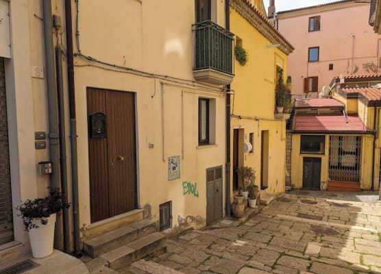 CAPORELLA Dimora della via Appia 1