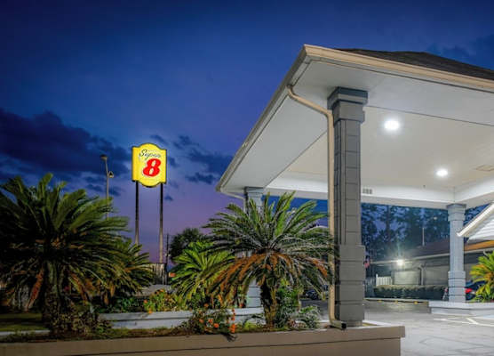Super 8 by Wyndham Hardeeville - Savannah North 1